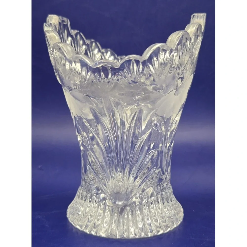 VTG‎ Crystal Vase Princess House Frosted Floral, Ruffled Flared Rim 1970 B#22